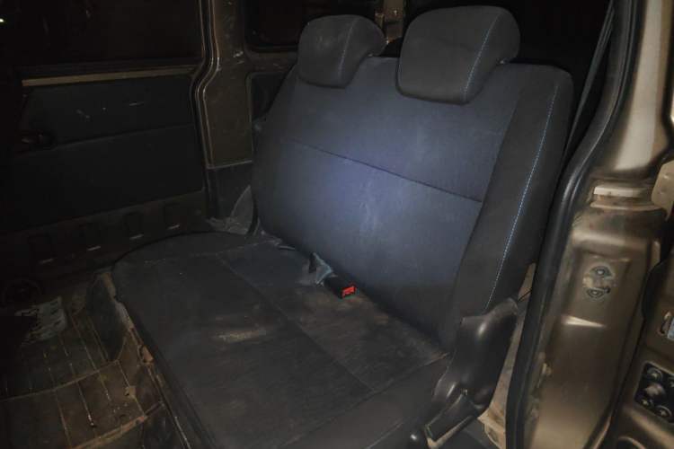 Used CHANGAN KAICHENG Ounuo S 2015 1.5L Jin Ouno Standard Model Left Rear Seat