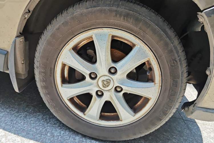 Used CHANGAN KAICHENG Ounuo S 2015 1.5L Jin Ouno Standard Model Right Front Wheel Hub