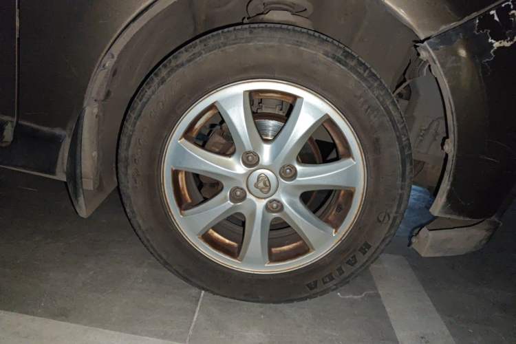 Used CHANGAN KAICHENG Ounuo S 2015 1.5L Jin Ouno Standard Model Right Front Wheel Hub
