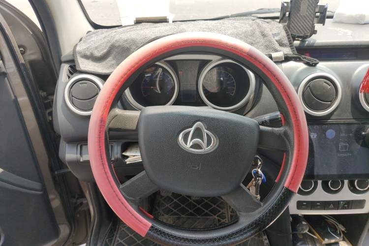 Used CHANGAN KAICHENG Ounuo S 2015 1.5L CNG Model Steering Wheel