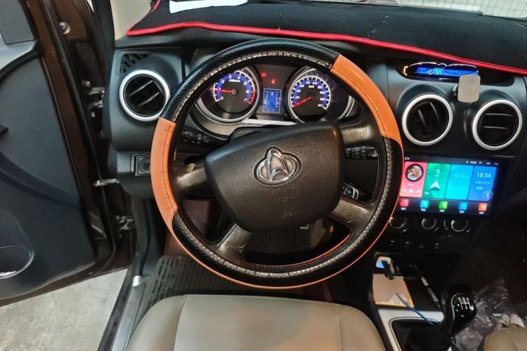 Used CHANGAN KAICHENG Ounuo S 2015 1.5L Jin Ouno Elite Model Steering Wheel