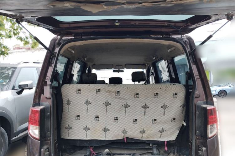 Used CHANGAN KAICHENG Ounuo S 2015 1.5L Jin Ouno Standard Model Trunk