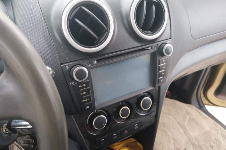 Used CHANGAN KAICHENG Ounuo S 2015 1.5L Jin Ouno Elite Model Audio And AC Panel
