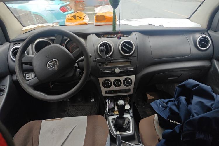 Used CHANGAN KAICHENG Ounuo S 2015 1.5L CNG Model Center Console