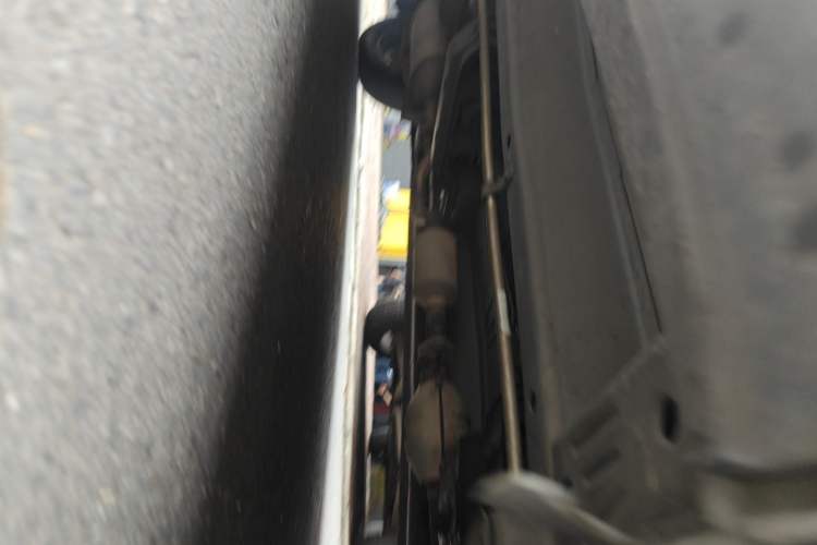Used CHANGAN KAICHENG Ounuo S 2015 1.5L CNG Model Chassis Front Right