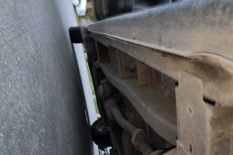 Used CHANGAN KAICHENG Ounuo S 2015 1.5L CNG Model Chassis Rear Left