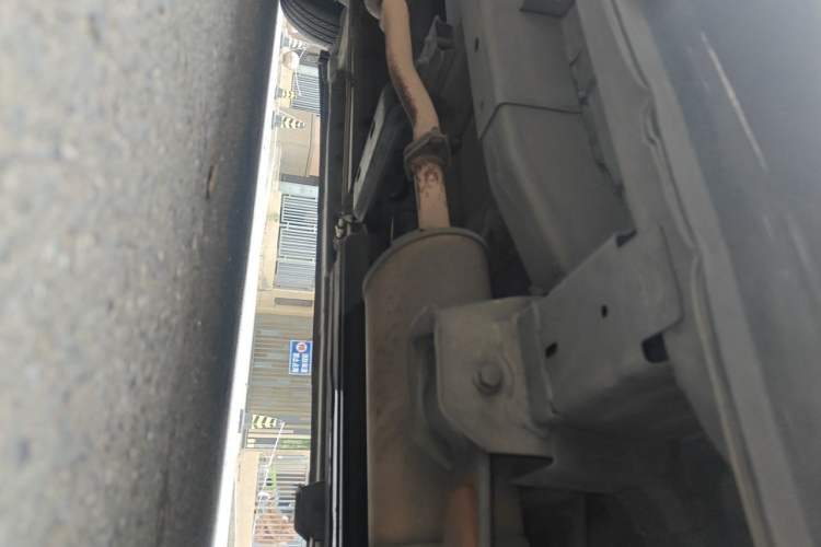 Used CHANGAN KAICHENG Ounuo S 2015 1.5L CNG Model Chassis Rear Left
