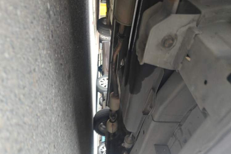 Used CHANGAN KAICHENG Ounuo S 2015 1.5L CNG Model Chassis Rear Right