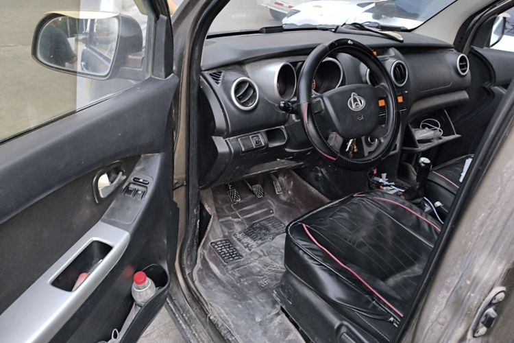 Used CHANGAN KAICHENG Ounuo S 2015 1.5L CNG Model Driver Seat
