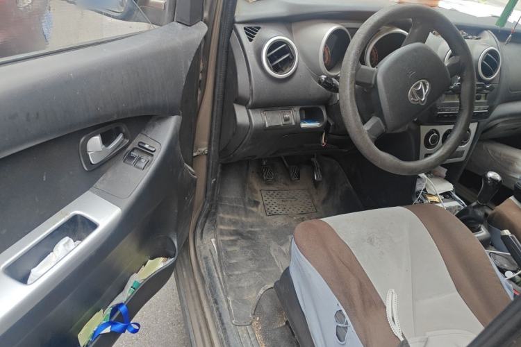 Used CHANGAN KAICHENG Ounuo S 2015 1.5L CNG Model Driver Seat