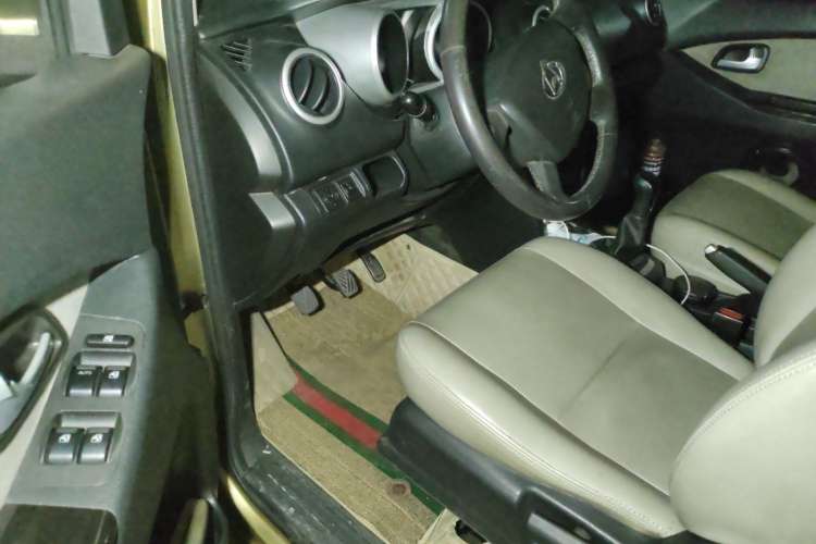 Used CHANGAN KAICHENG Ounuo S 2015 1.5L Jin Ouno Elite Model Driver Seat