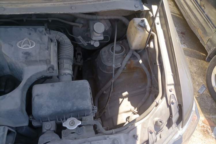 Used CHANGAN KAICHENG Ounuo S 2015 1.5L Jin Ouno Standard Model Engine Bay Left