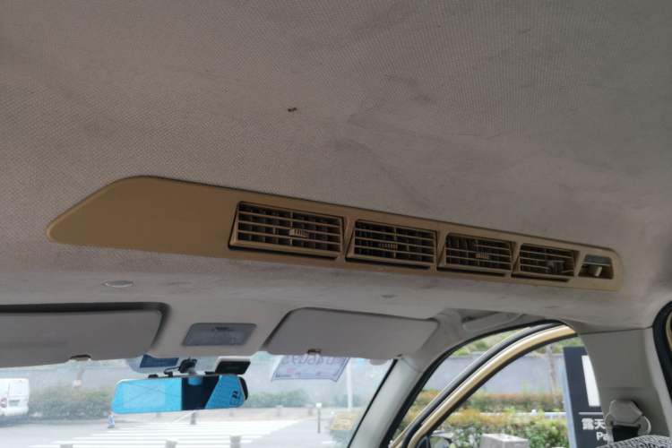 Used CHANGAN KAICHENG Ounuo S 2015 1.5L Jin Ouno Elite Model Headliner