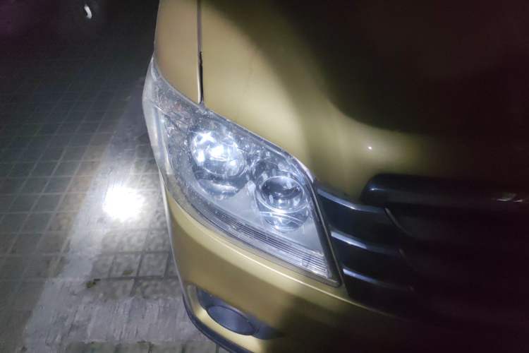 Used CHANGAN KAICHENG Ounuo S 2015 1.5L Jin Ouno Elite Model Right Front Headlight