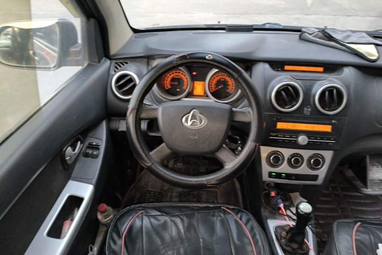 Used CHANGAN KAICHENG Ounuo S 2015 1.5L CNG Model Steering Wheel