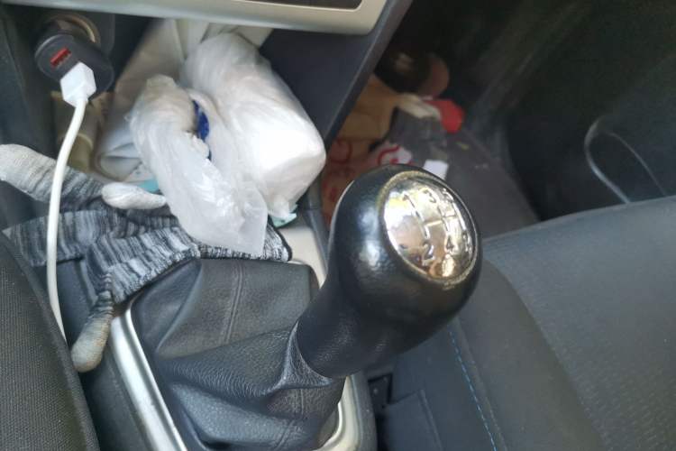 Used CHANGAN KAICHENG Ounuo S 2015 1.5L Jin Ouno Standard Model Gear Lever