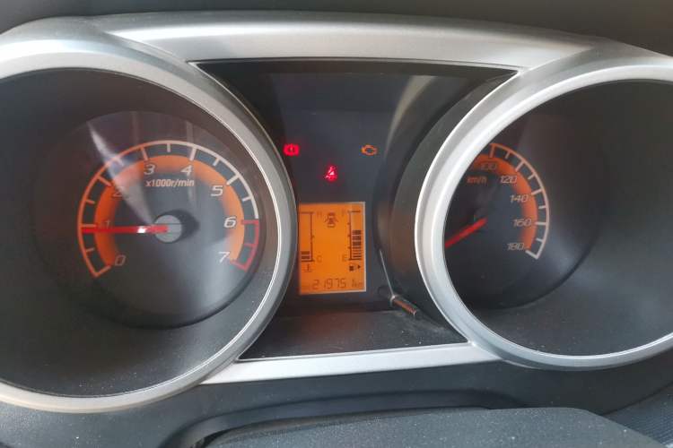 Used CHANGAN KAICHENG Ounuo S 2015 1.5L Jin Ouno Standard Model Instrument Cluster