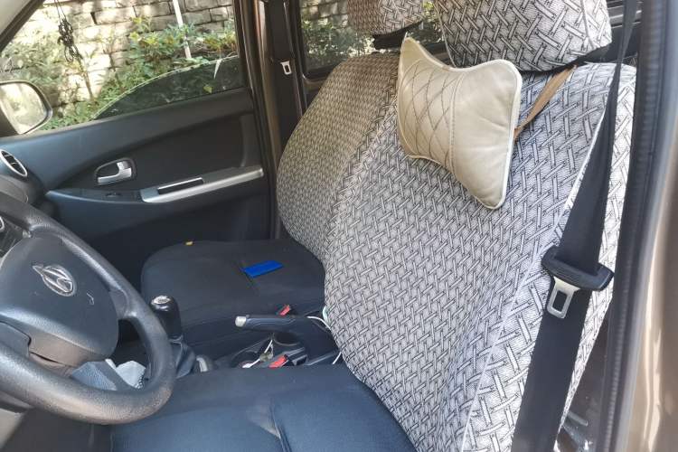 Used CHANGAN KAICHENG Ounuo S 2015 1.5L Jin Ouno Standard Model Left Front Seat