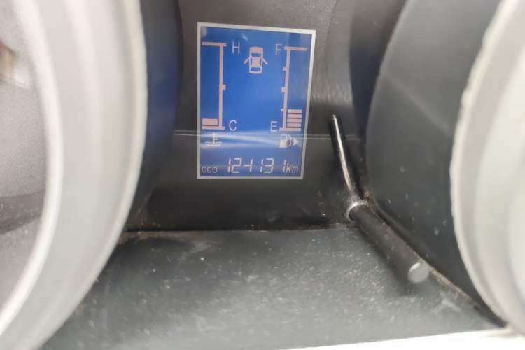 Used CHANGAN KAICHENG Ounuo S 2015 1.5L Jin Ouno Standard Model Odometer Close Up