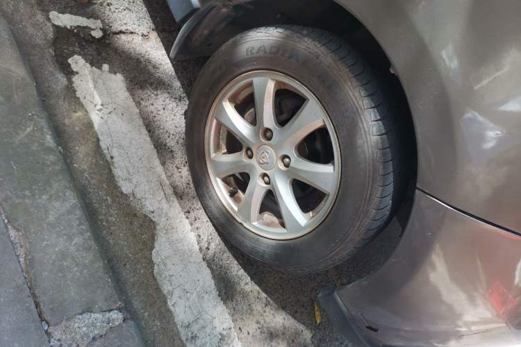 Used CHANGAN KAICHENG Ounuo S 2015 1.5L Jin Ouno Standard Model Right Front Wheel Hub