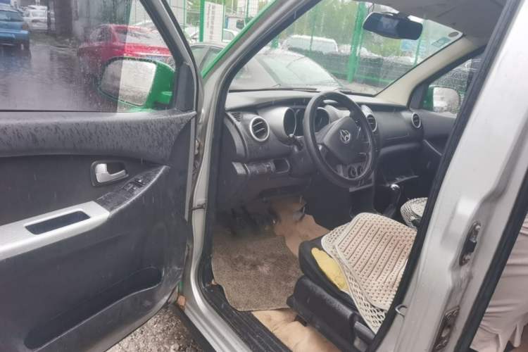 Used CHANGAN KAICHENG Ounuo S 2015 1.5L CNG Model Driver Seat