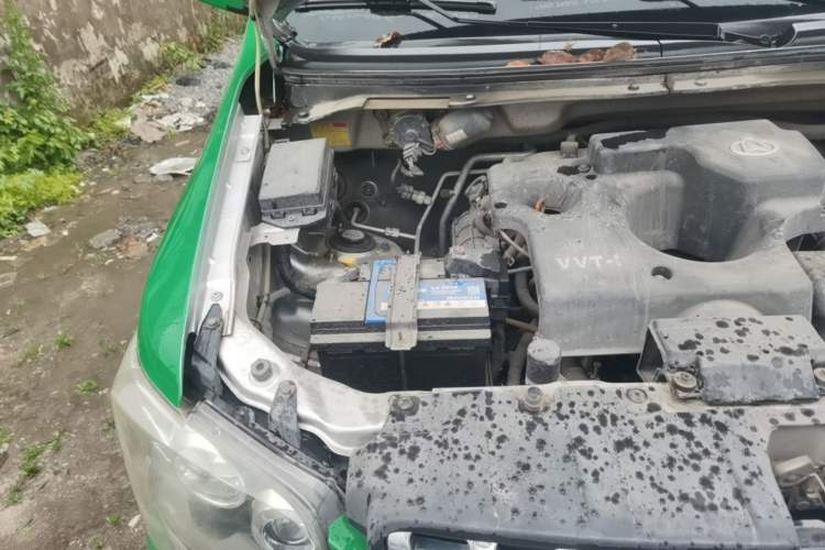 Used CHANGAN KAICHENG Ounuo S 2015 1.5L CNG Model Engine Bay Right