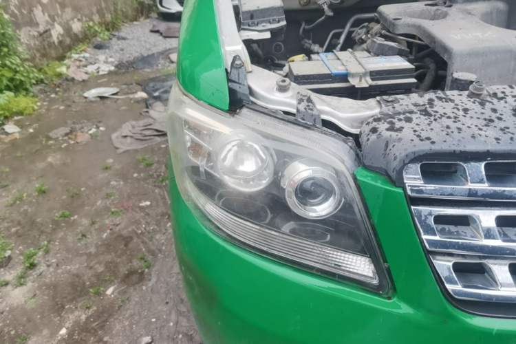 Used CHANGAN KAICHENG Ounuo S 2015 1.5L CNG Model Right Front Headlight