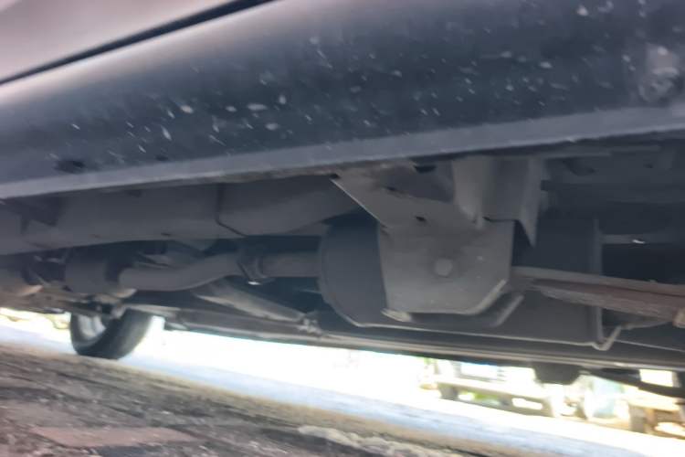 Used CHANGAN KAICHENG Ounuo S 2015 1.5L CNG Model Chassis Rear Left