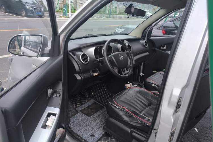 Used CHANGAN KAICHENG Ounuo S 2015 1.5L Jin Ouno Standard Model Driver Seat