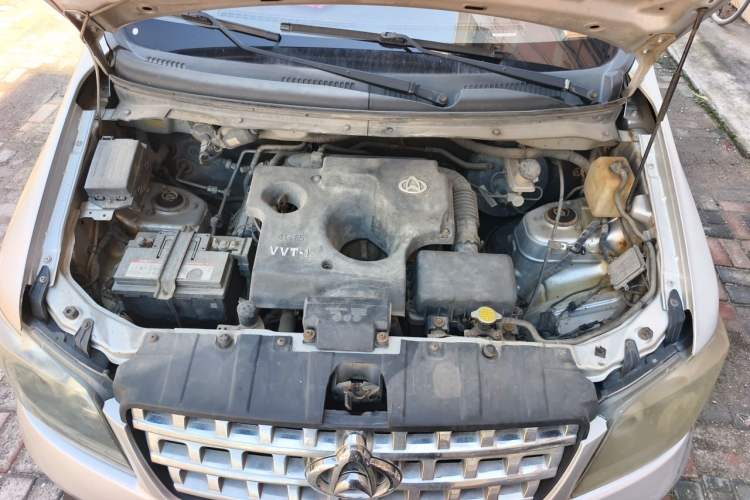 Used CHANGAN KAICHENG Ounuo S 2015 1.5L CNG Model Engine Bay