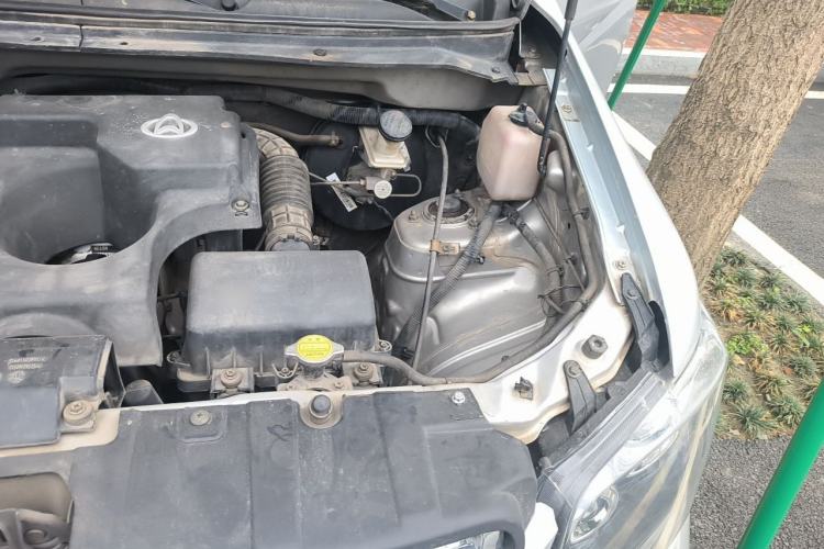 Used CHANGAN KAICHENG Ounuo S 2015 1.5L Jin Ouno Standard Model Engine Bay Left