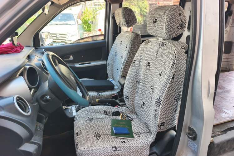 Used CHANGAN KAICHENG Ounuo S 2015 1.5L CNG Model Left Front Seat