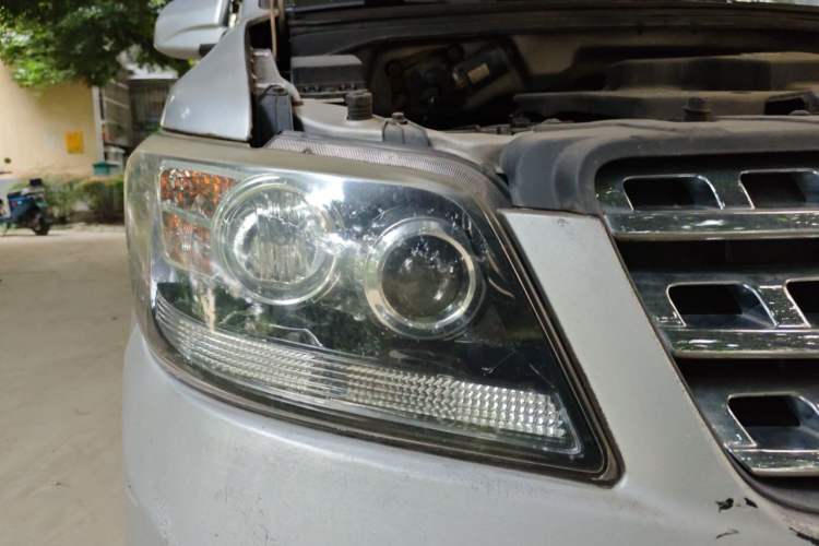 Used CHANGAN KAICHENG Ounuo S 2015 1.5L Jin Ouno Standard Model Right Front Headlight