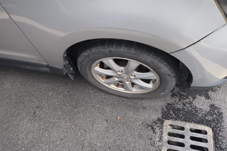 Used CHANGAN KAICHENG Ounuo S 2015 1.5L Jin Ouno Standard Model Right Front Wheel Hub
