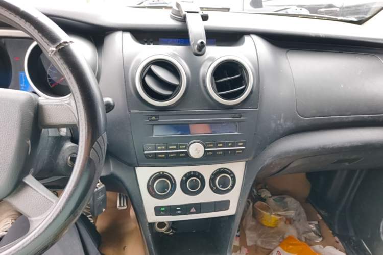 Used CHANGAN KAICHENG Ounuo S 2015 1.5L Jin Ouno Standard Model Audio And AC Panel