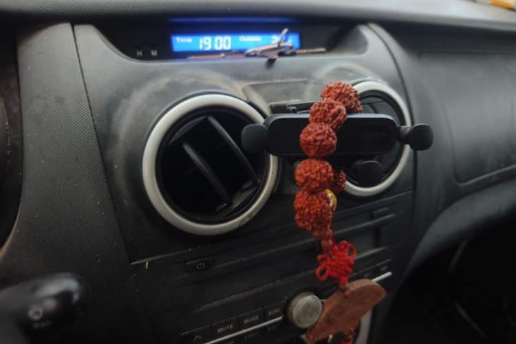 Used CHANGAN KAICHENG Ounuo S 2015 1.5L Jin Ouno Standard Model Audio And AC Panel