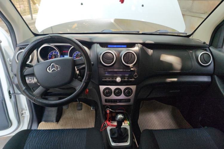Used CHANGAN KAICHENG Ounuo S 2015 1.5L CNG Model Center Console