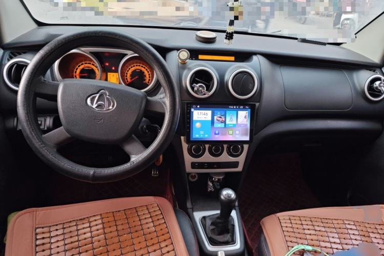 Used CHANGAN KAICHENG Ounuo S 2015 1.5L CNG Model Center Console