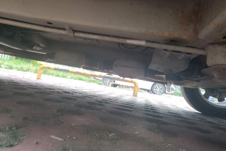 Used CHANGAN KAICHENG Ounuo S 2015 1.5L Jin Ouno Standard Model Chassis Front Right