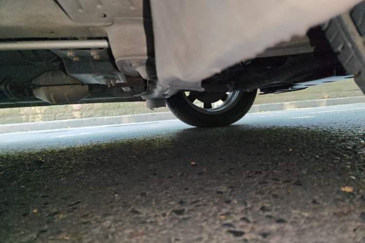 Used CHANGAN KAICHENG Ounuo S 2015 1.5L CNG Model Chassis Front Right