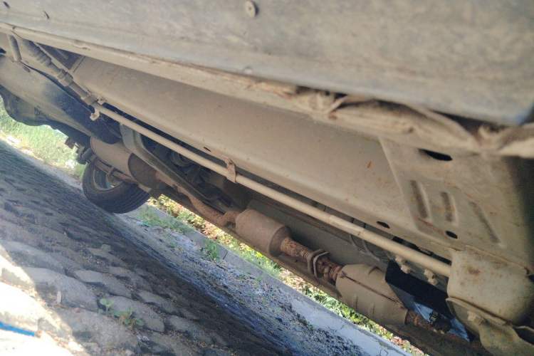 Used CHANGAN KAICHENG Ounuo S 2015 1.5L CNG Model Chassis Front Right
