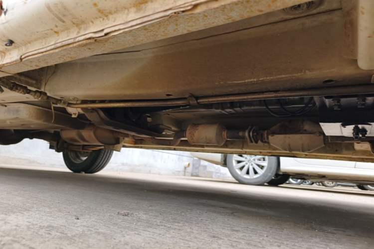 Used CHANGAN KAICHENG Ounuo S 2015 1.5L Jin Ouno Standard Model Chassis Front Right