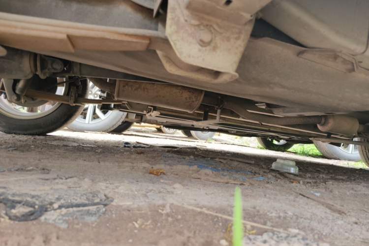 Used CHANGAN KAICHENG Ounuo S 2015 1.5L CNG Model Chassis Rear Right