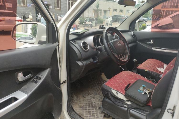 Used CHANGAN KAICHENG Ounuo S 2015 1.5L Jin Ouno Standard Model Driver Seat