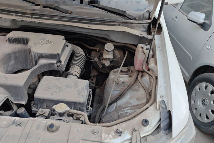 Used CHANGAN KAICHENG Ounuo S 2015 1.5L CNG Model Engine Bay Left