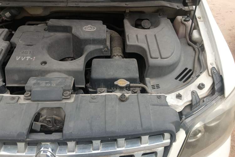 Used CHANGAN KAICHENG Ounuo S 2015 1.5L Jin Ouno Standard Model Engine Bay Left