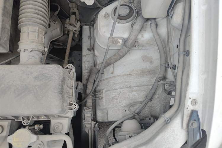 Used CHANGAN KAICHENG Ounuo S 2015 1.5L Jin Ouno Standard Model Engine Bay Left