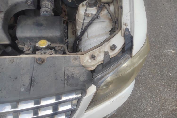 Used CHANGAN KAICHENG Ounuo S 2015 1.5L CNG Model Engine Bay Left