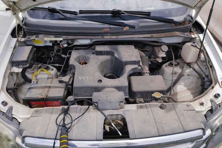 Used CHANGAN KAICHENG Ounuo S 2015 1.5L CNG Model Engine Bay