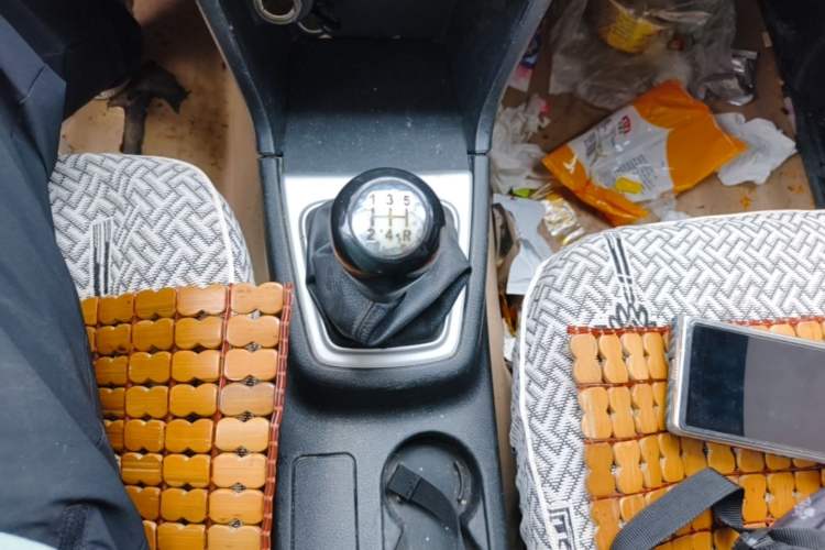 Used CHANGAN KAICHENG Ounuo S 2015 1.5L Jin Ouno Standard Model Gear Lever